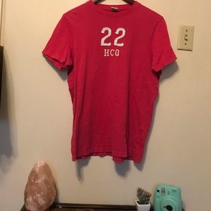 ⭐️5/25⭐️ Men’s Hollister shirt